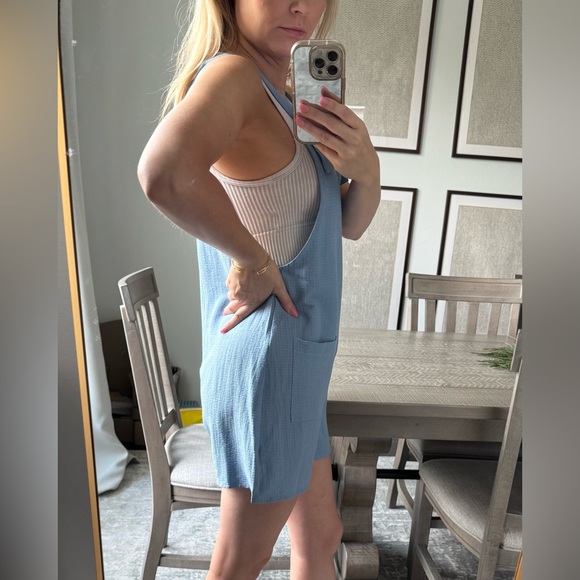 Light Blue Sleeveless Casual Over Alls Romper with Pockets - Picture 5 of 11